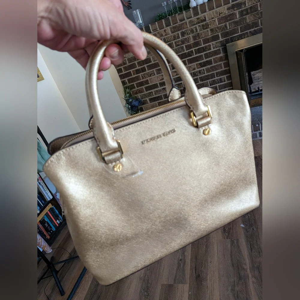 Michael Kors Savannah Metallic Saffiano Leather Satchel NEW - Picture 10 of 16